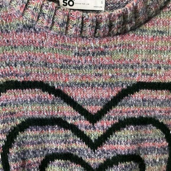 SO Oversized Sweater Multi Striped Colored Heart Cozy Fall Collegiate Women SZ S - Picture 5 of 7